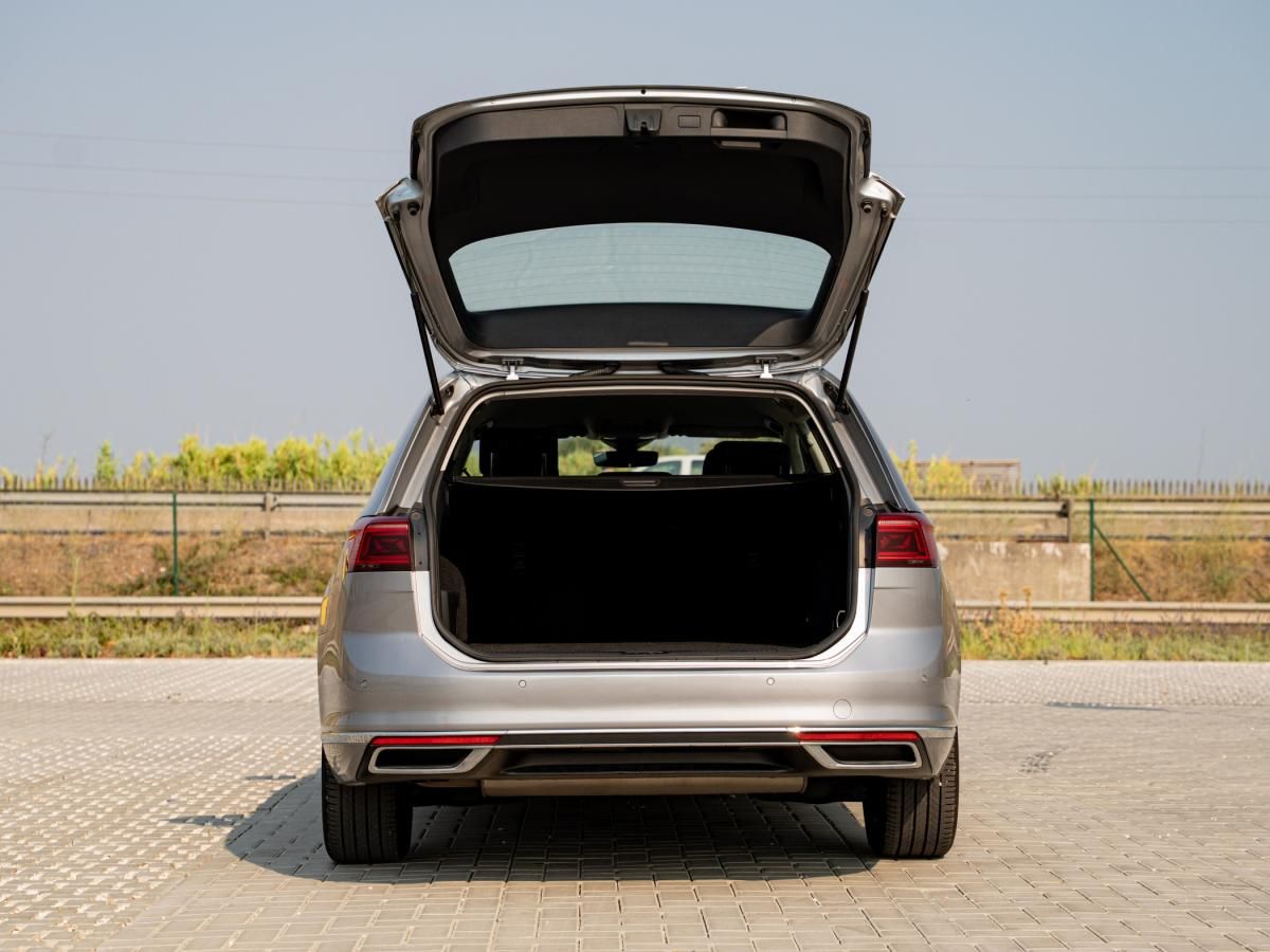 volkswagen-passat-variant-2021-hibrido-a-gasolina-1395cc