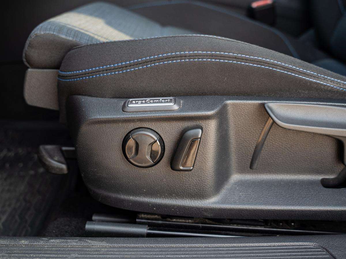 volkswagen-passat-variant-2021-hibrido-a-gasolina-1395cc