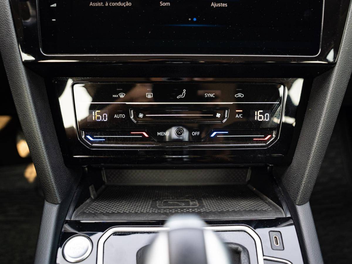 volkswagen-passat-variant-2021-hibrido-a-gasolina-1395cc
