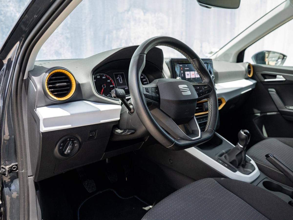 seat-arona-2022-gasolina-999cc