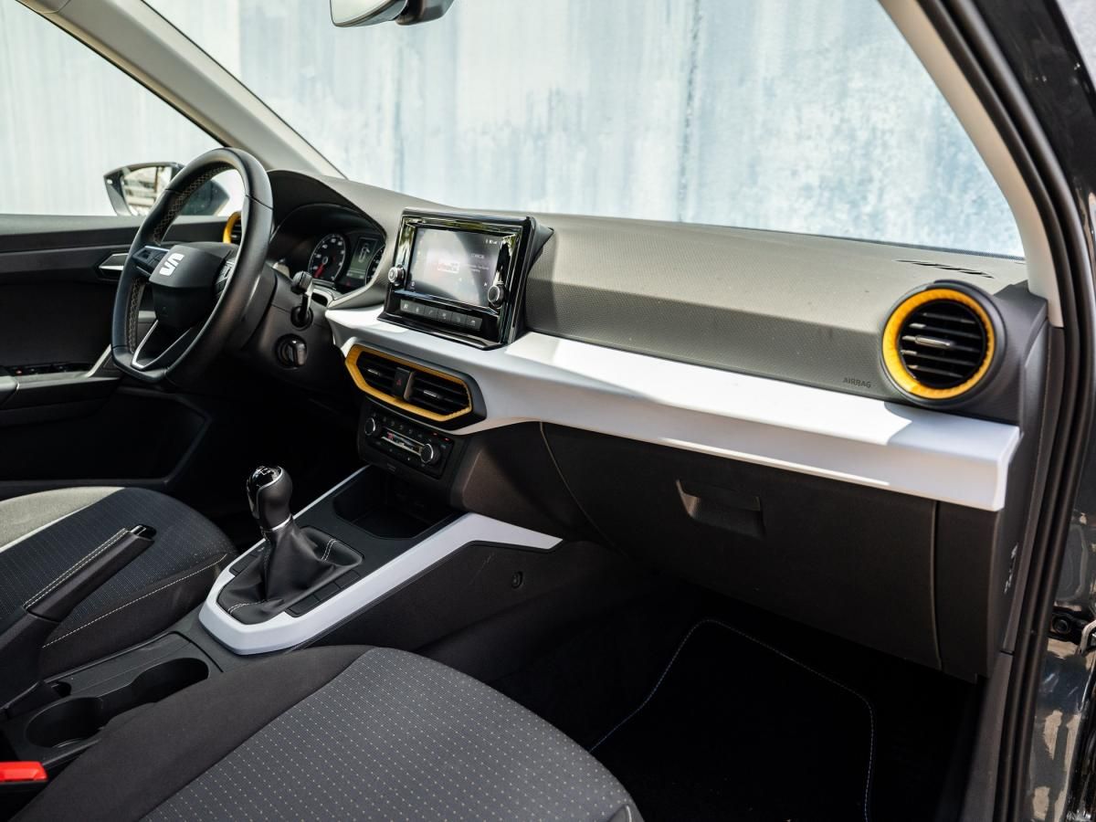 seat-arona-2022-gasolina-999cc