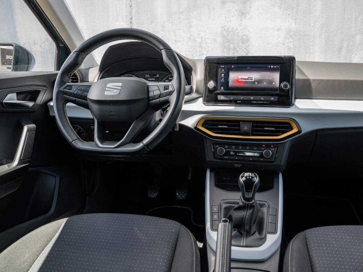 seat-arona-2022-gasolina-999cc