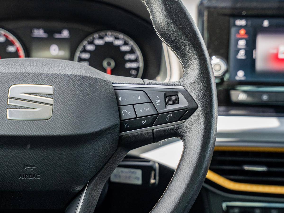 seat-arona-2022-gasolina-999cc