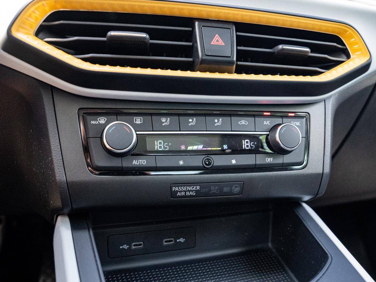 seat-arona-2022-gasolina-999cc