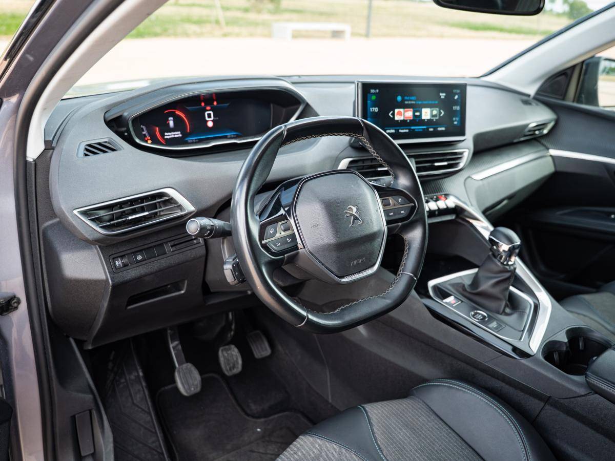 peugeot-3008-2022-diesel-1499cc