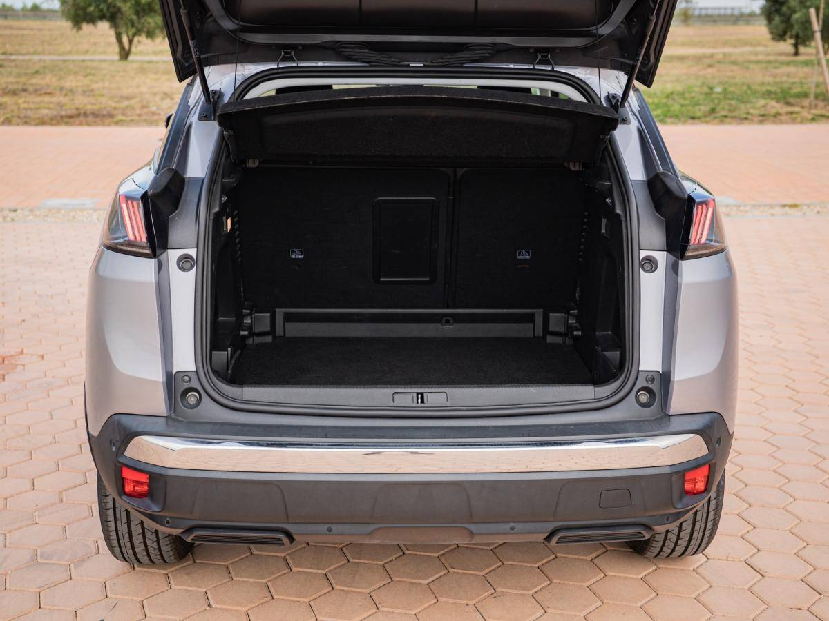 peugeot-3008-2022-diesel-1499cc