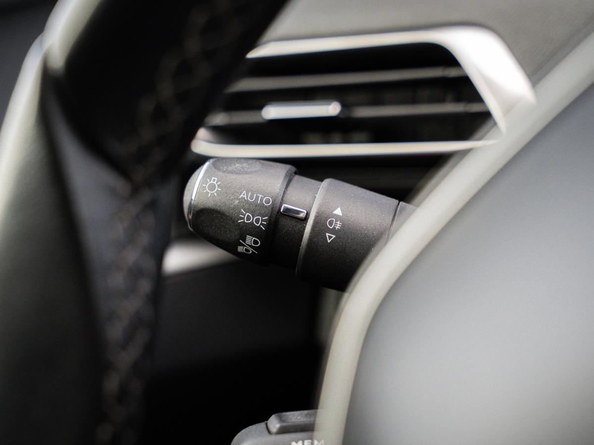 peugeot-3008-2022-diesel-1499cc