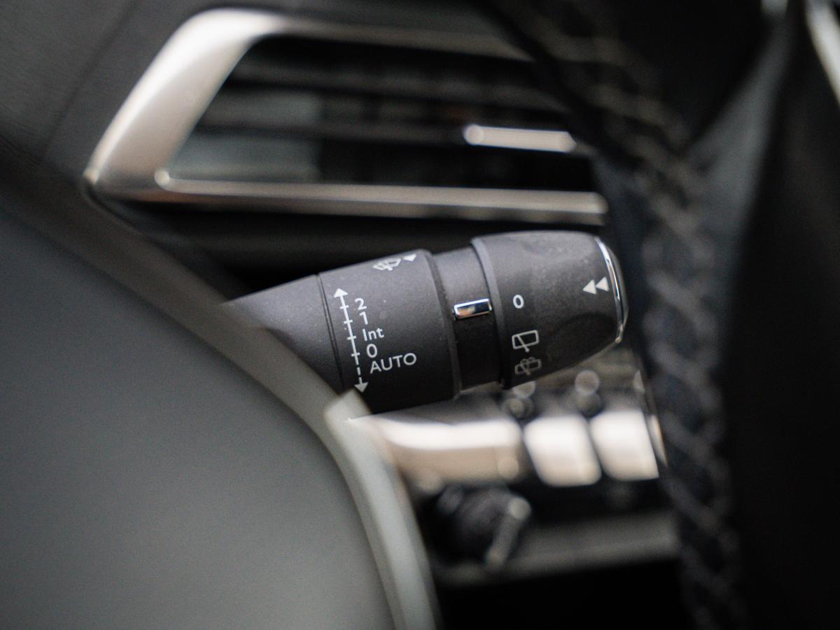 peugeot-3008-2022-diesel-1499cc