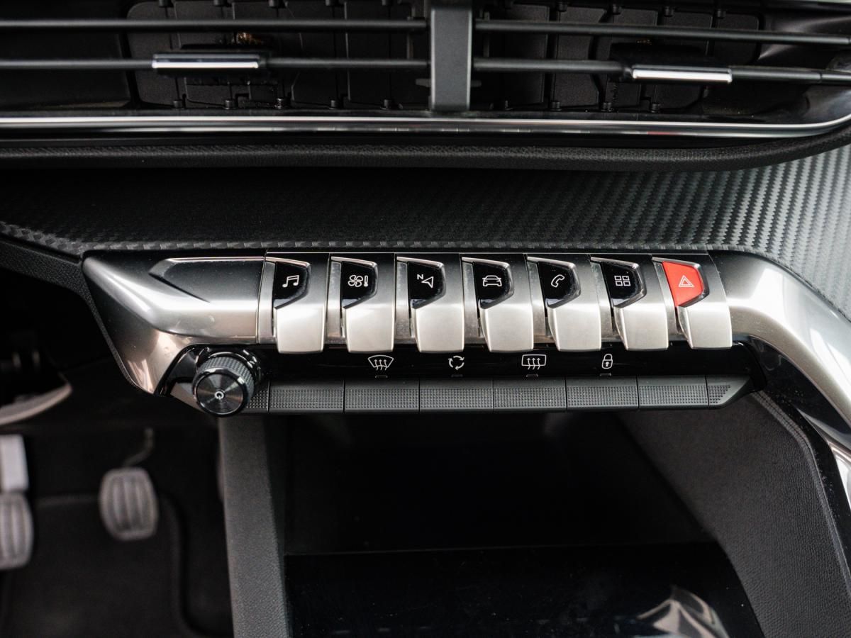 peugeot-3008-2022-diesel-1499cc