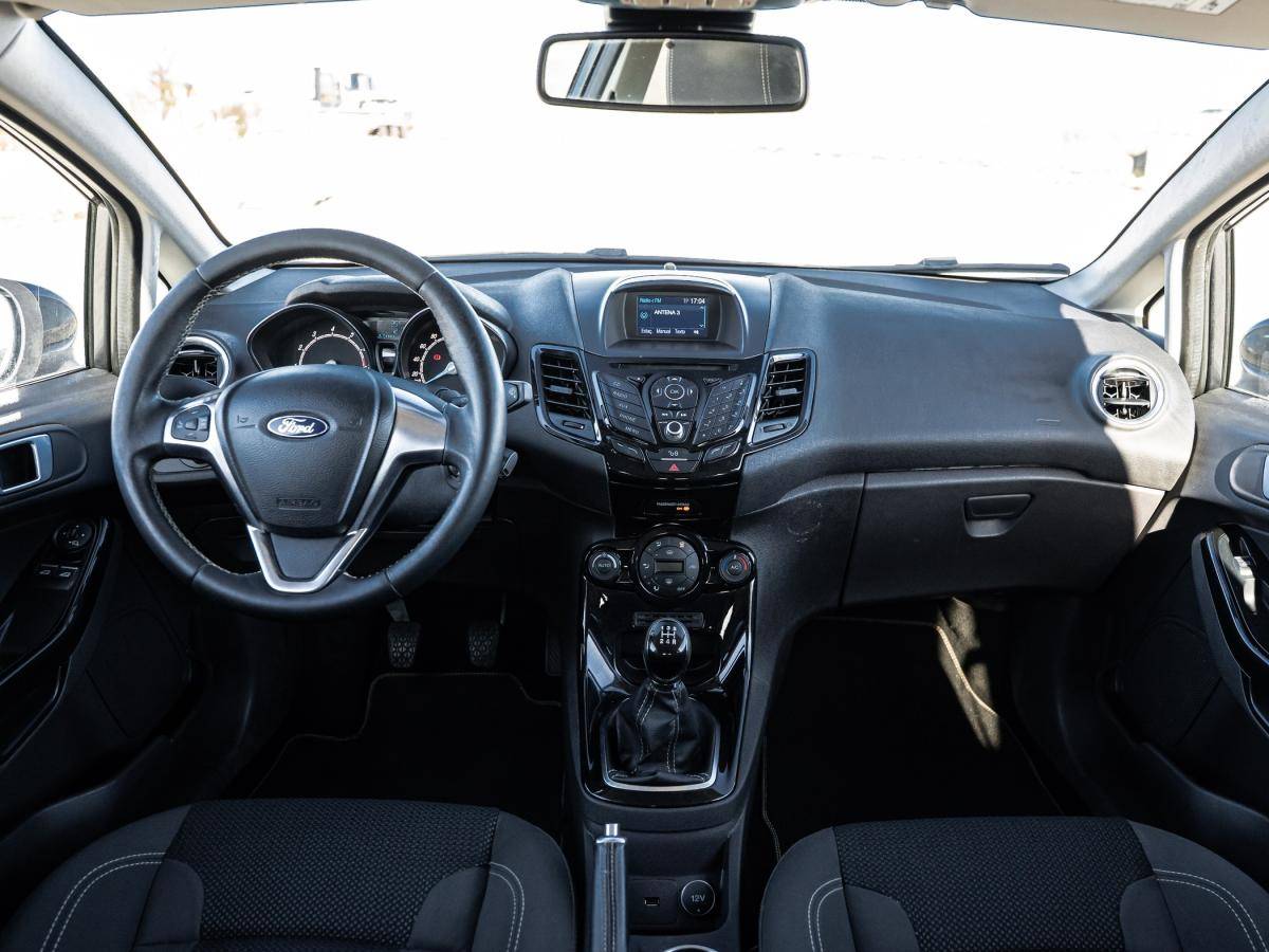ford-fiesta-2016-gasolina-998cc