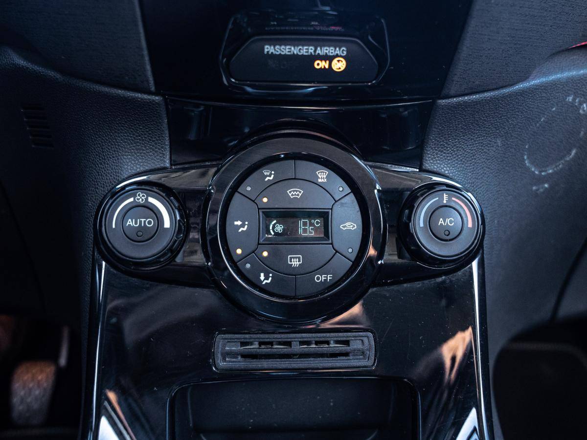 ford-fiesta-2016-gasolina-998cc