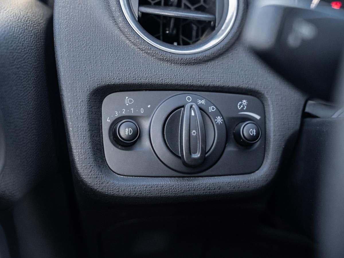 ford-fiesta-2016-gasolina-998cc