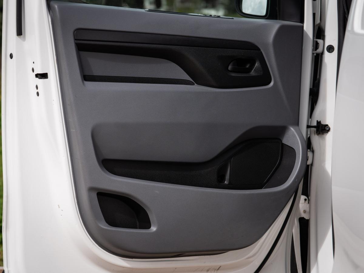 citroen-jumpy-2020-diesel-1499cc
