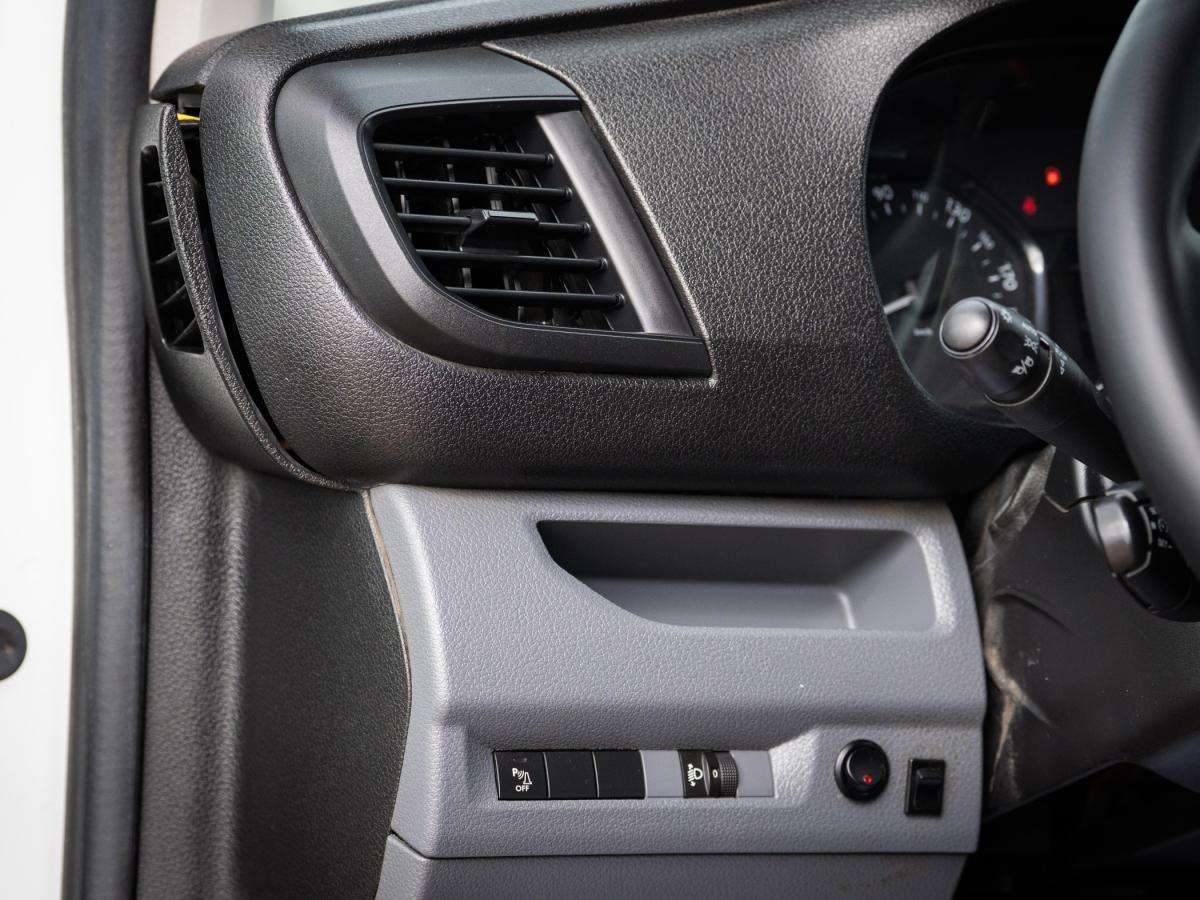 citroen-jumpy-2020-diesel-1499cc