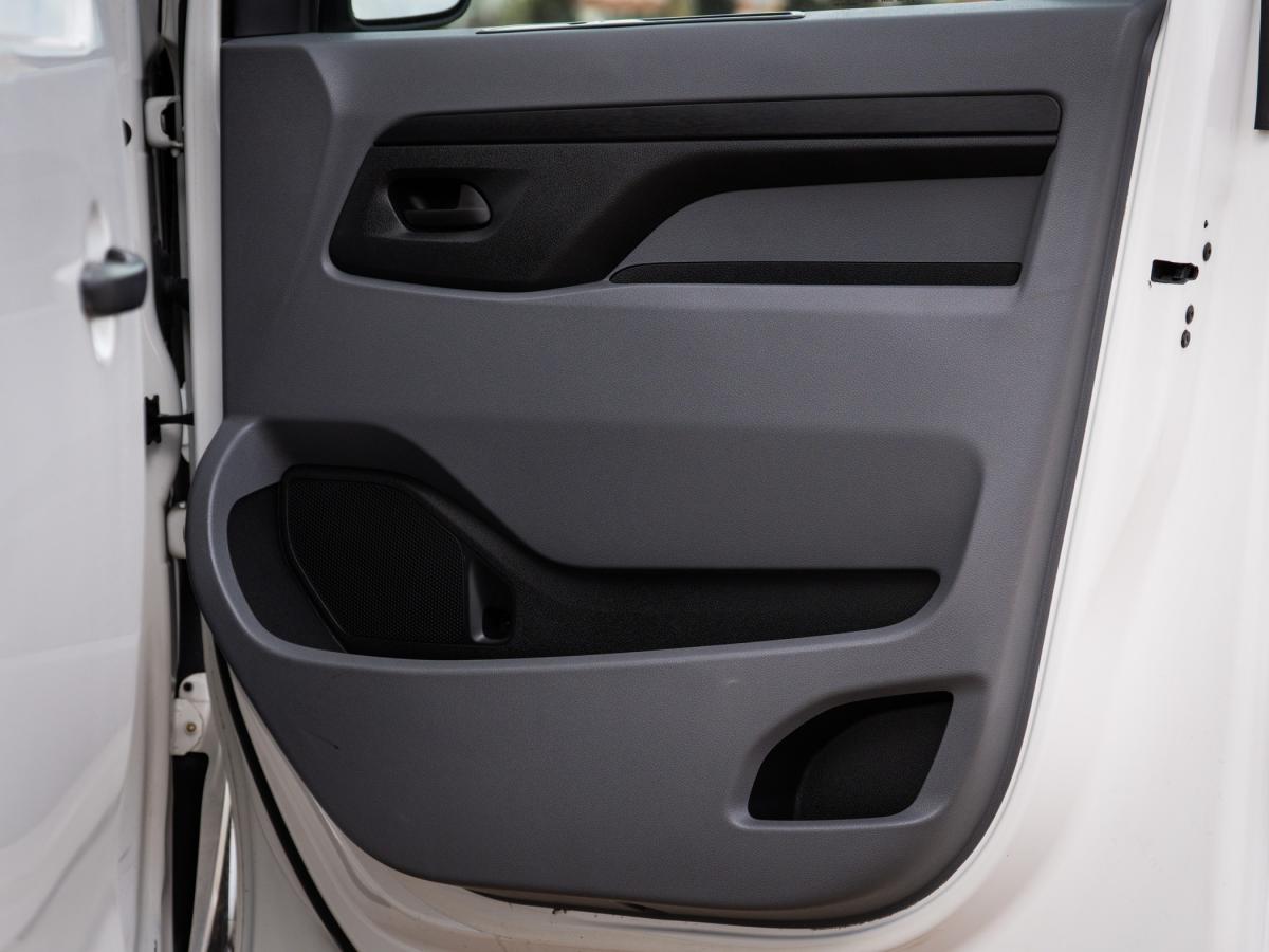 citroen-jumpy-2020-diesel-1499cc