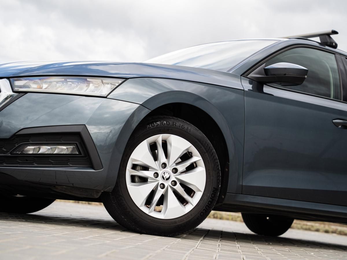 skoda-octavia-break-2021-diesel-1968cc
