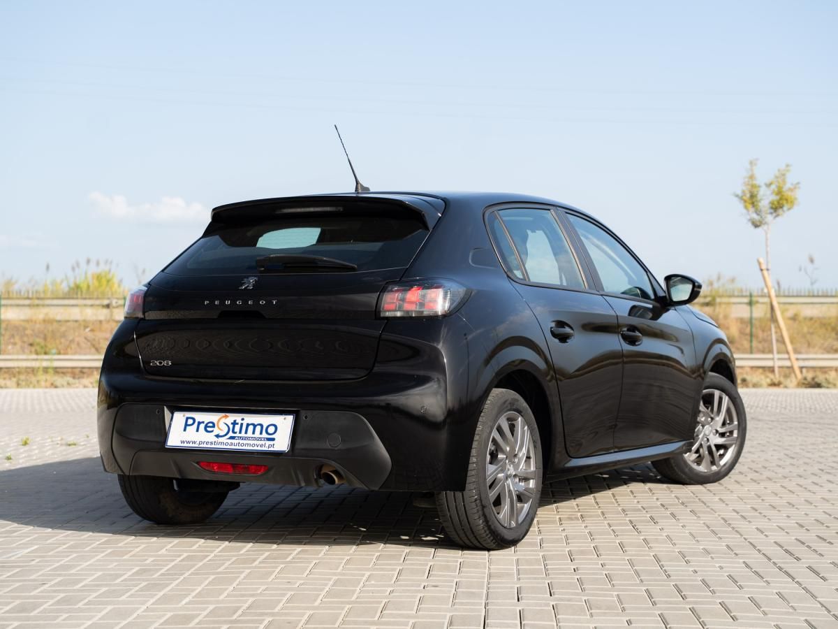 peugeot-208-2022-diesel-1499cc