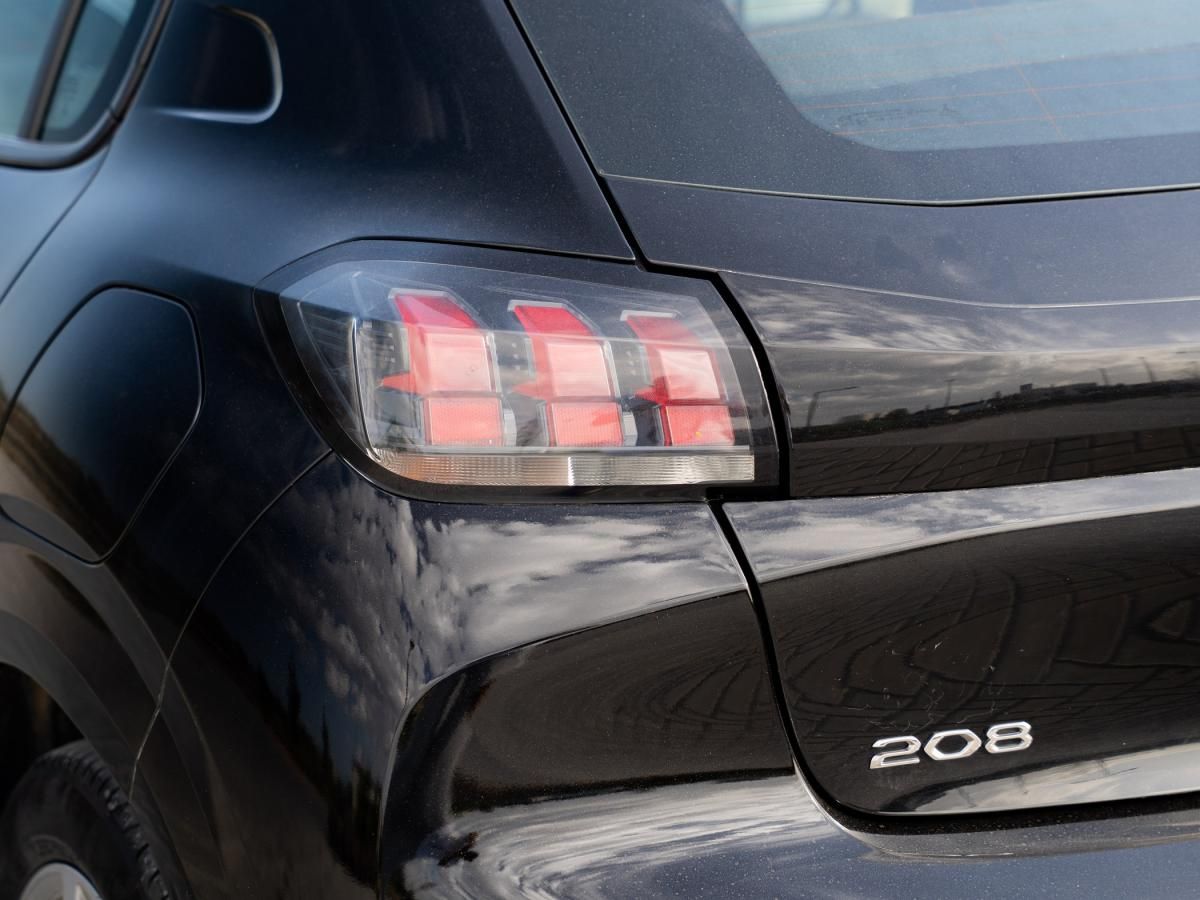 peugeot-208-2022-diesel-1499cc