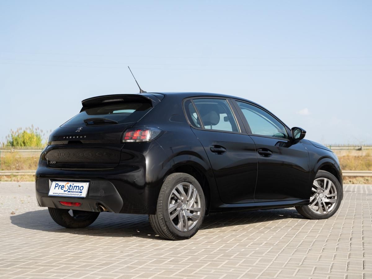 peugeot-208-2022-diesel-1499cc