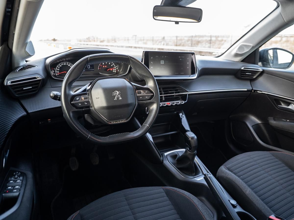 peugeot-208-2022-diesel-1499cc