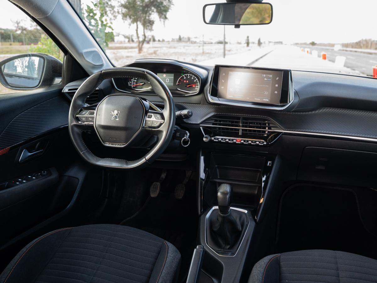peugeot-208-2022-diesel-1499cc