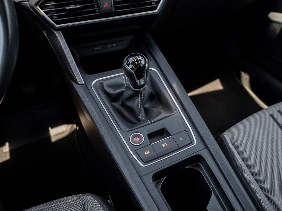 seat-leon-st-2022-gasolina-999cc