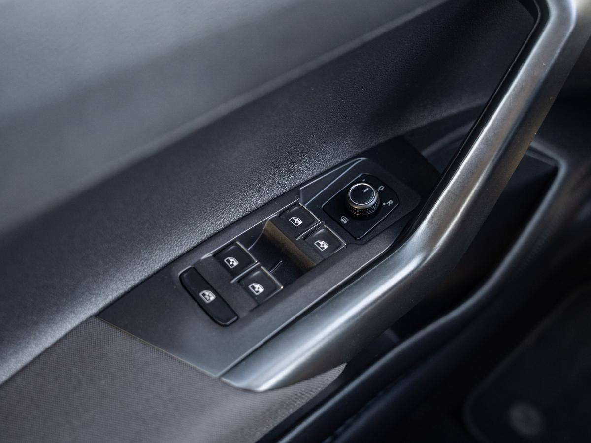 volkswagen-polo-2017-gasolina-999cc
