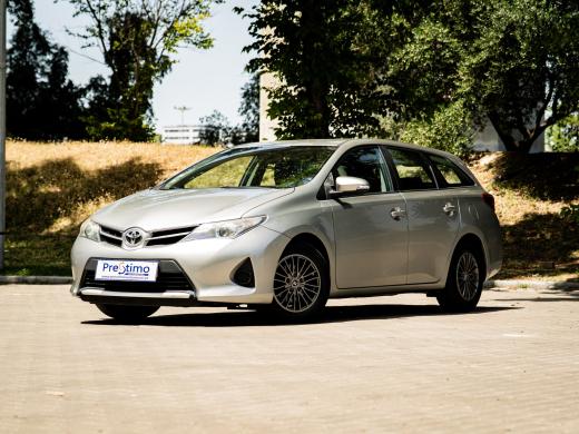 toyota-auris-touring-sports-2014-diesel-1364cc