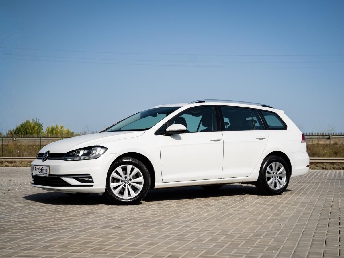 volkswagen-golf-variant-2019-diesel-1598cc