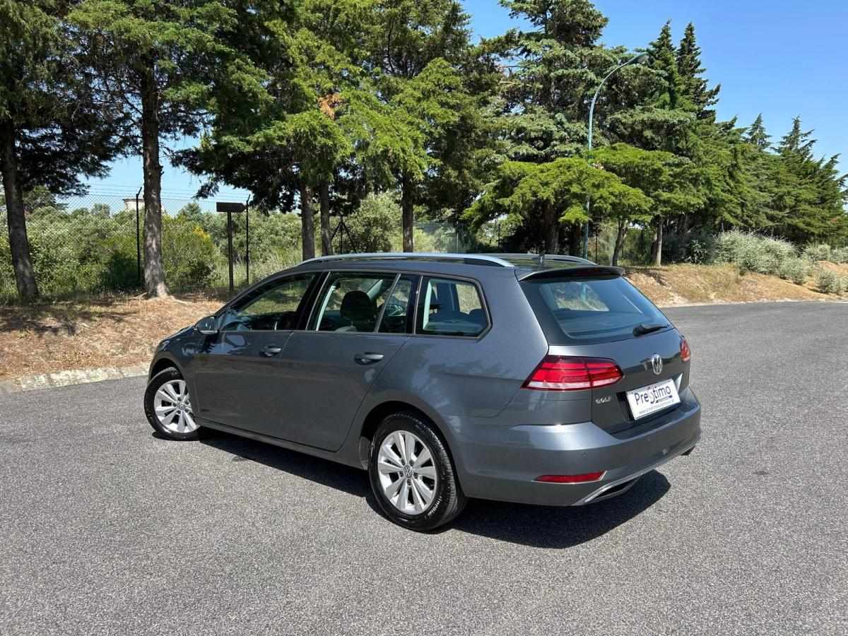 volkswagen-golf-variant-2020-diesel-1598cc