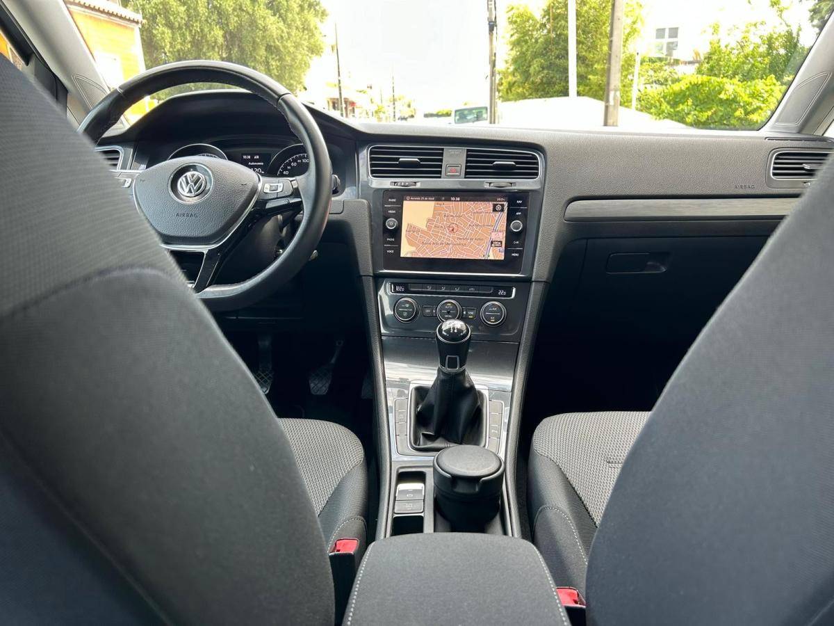 volkswagen-golf-variant-2020-diesel-1598cc