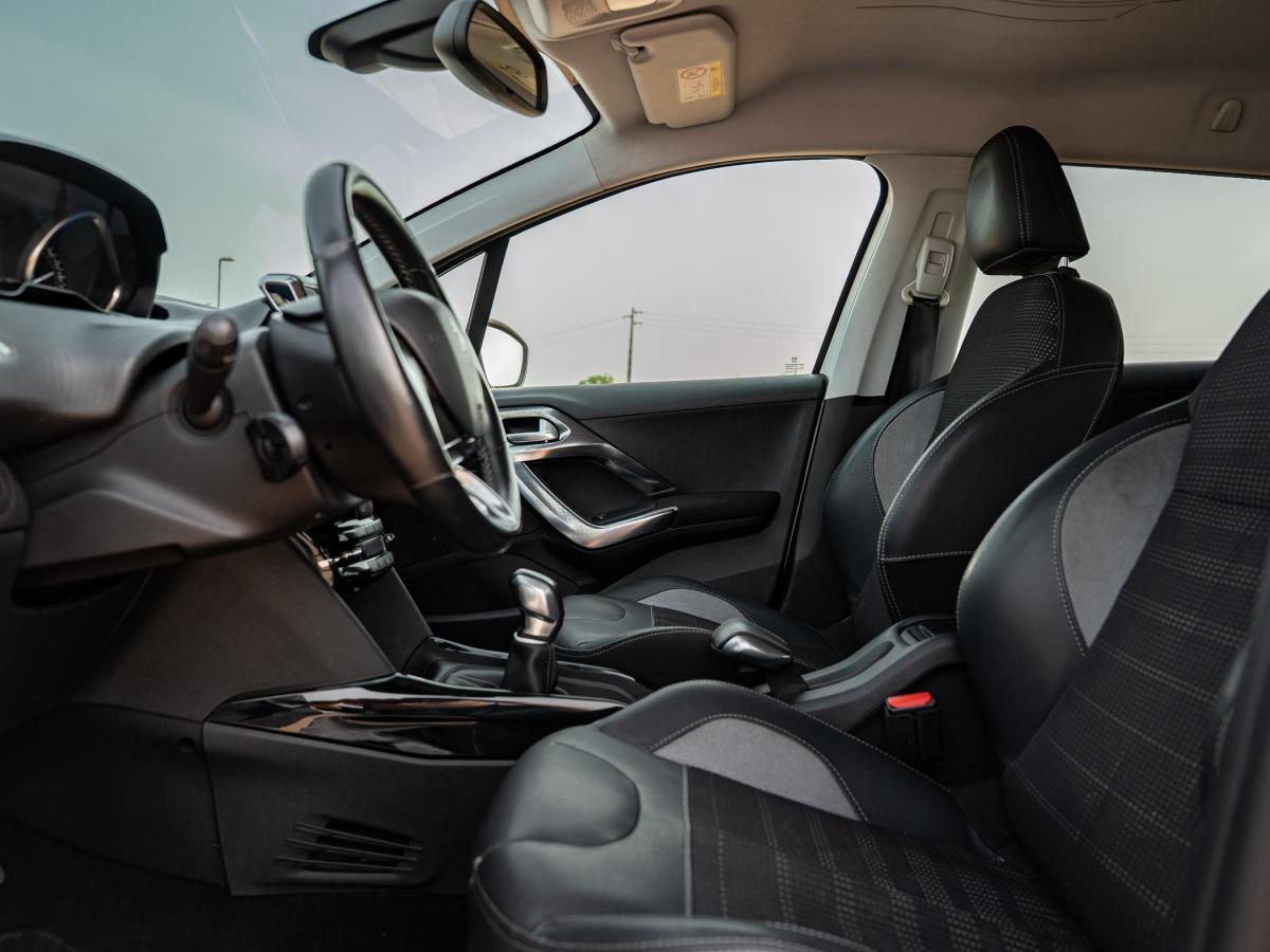 peugeot-2008-2017-gasolina-1199cc