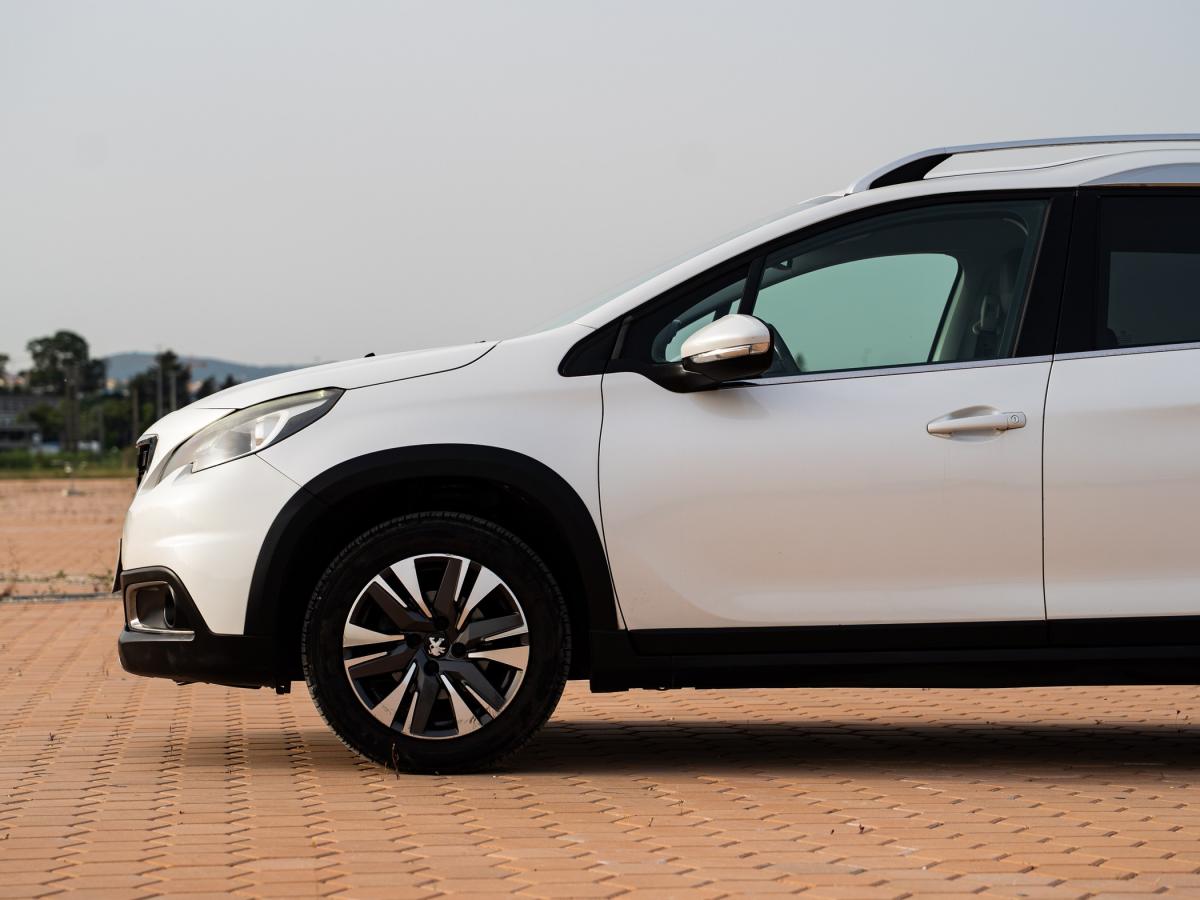 peugeot-2008-2017-gasolina-1199cc