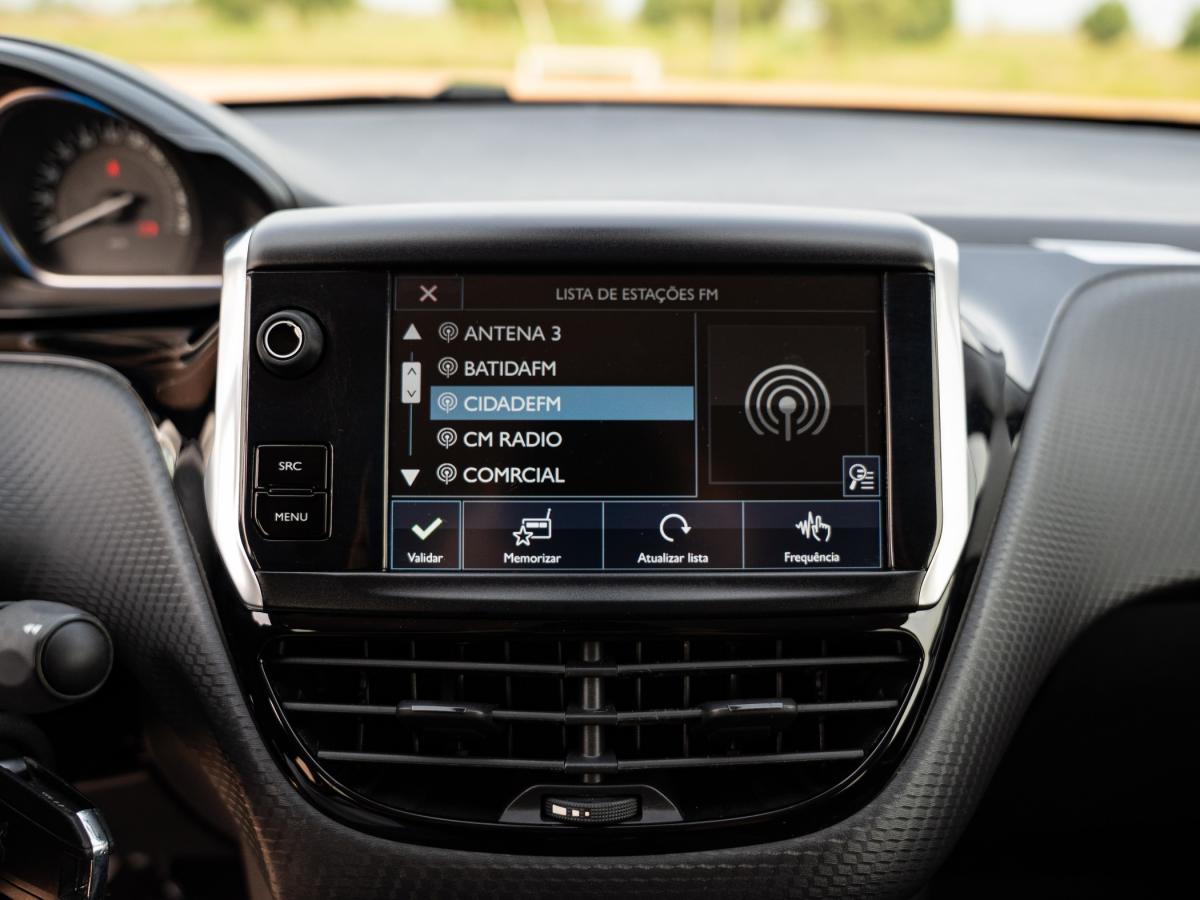 peugeot-2008-2017-gasolina-1199cc