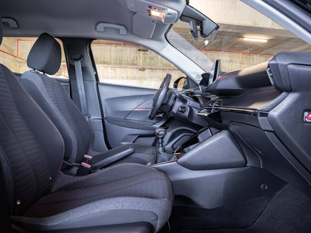 peugeot-2008-2020-gasolina-1199cc