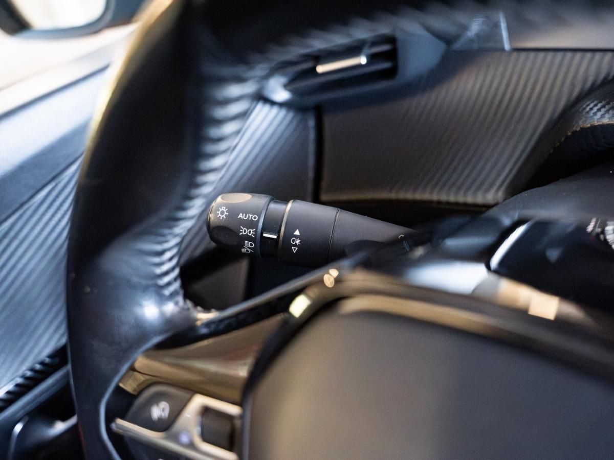 peugeot-2008-2020-gasolina-1199cc