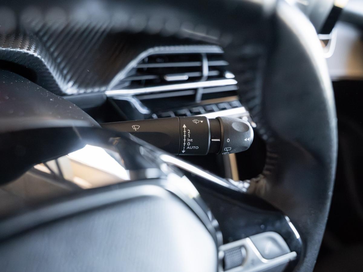 peugeot-2008-2020-gasolina-1199cc