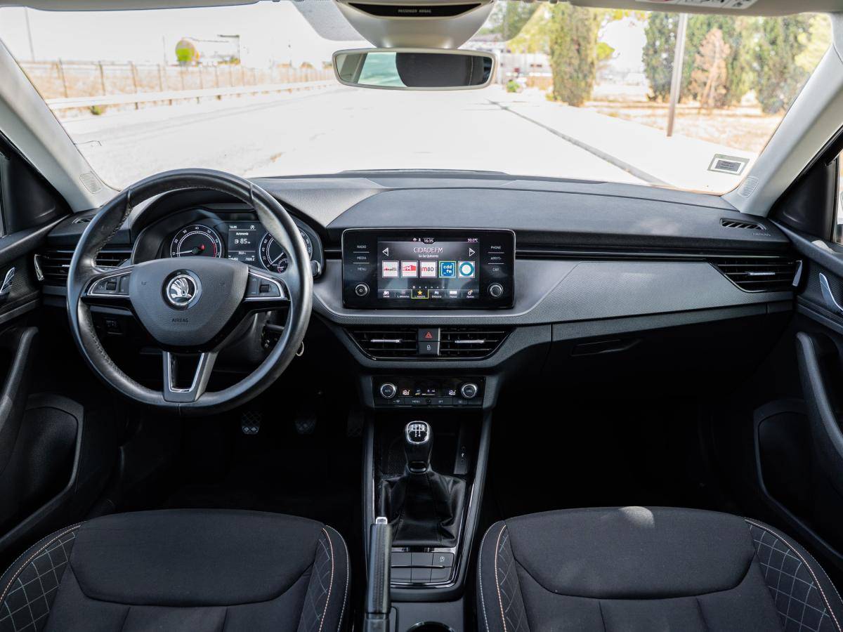 skoda-kamiq-2021-gasolina-999cc