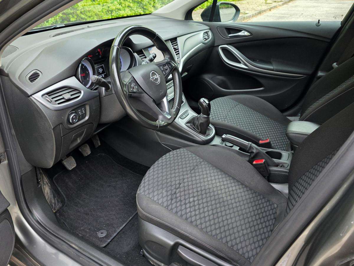 opel-astra-2021-diesel-1496cc