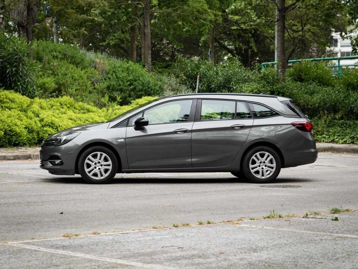 opel-astra-2021-diesel-1496cc