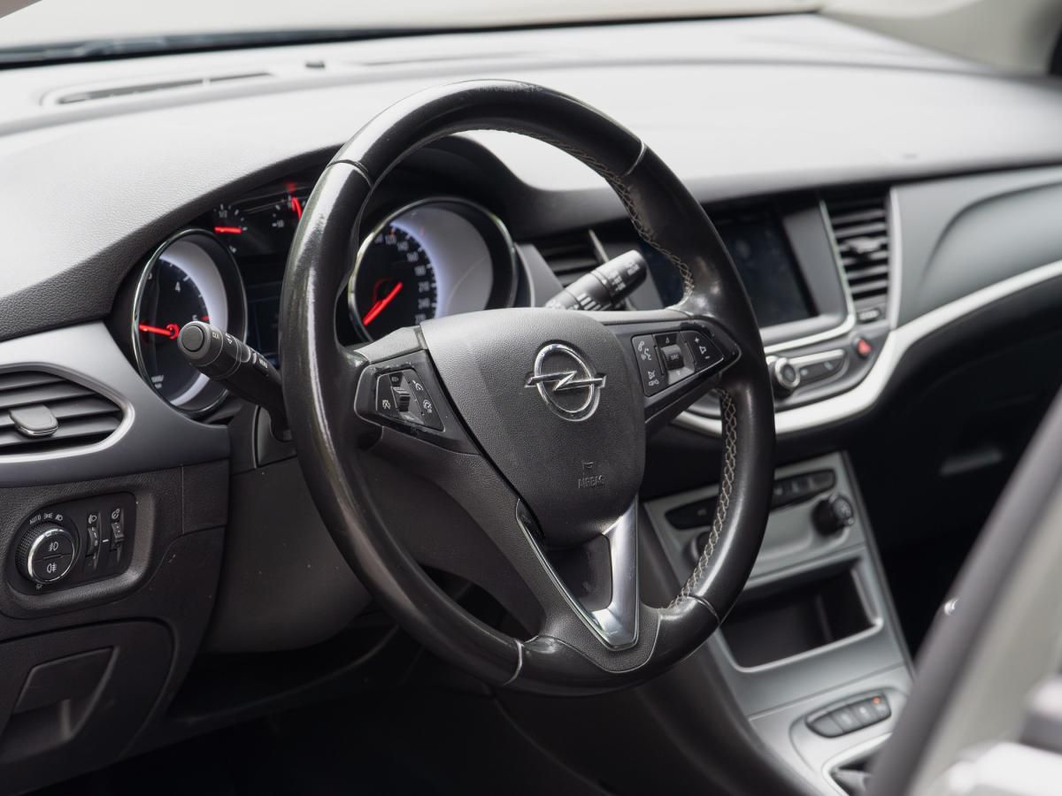opel-astra-2021-diesel-1496cc