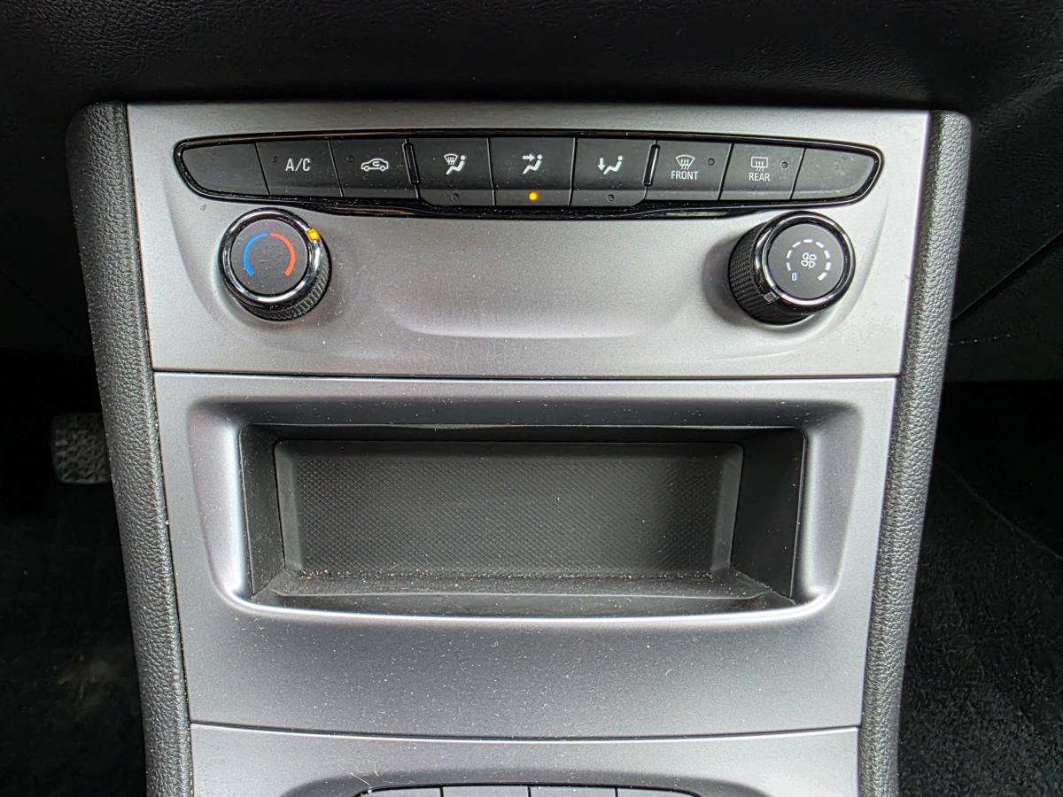 opel-astra-2021-diesel-1496cc