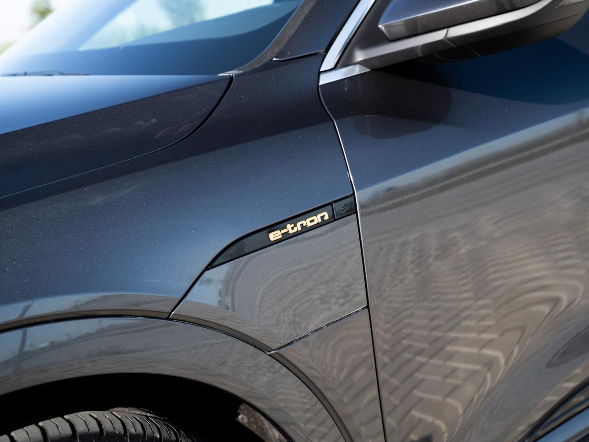 audi-e-tron-2022-eletrico-0cc