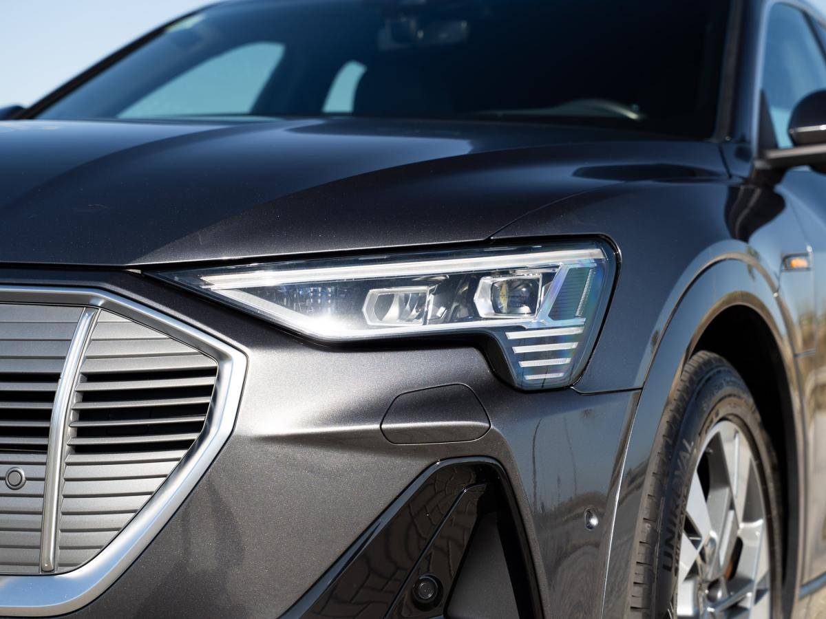 audi-e-tron-2022-eletrico-0cc