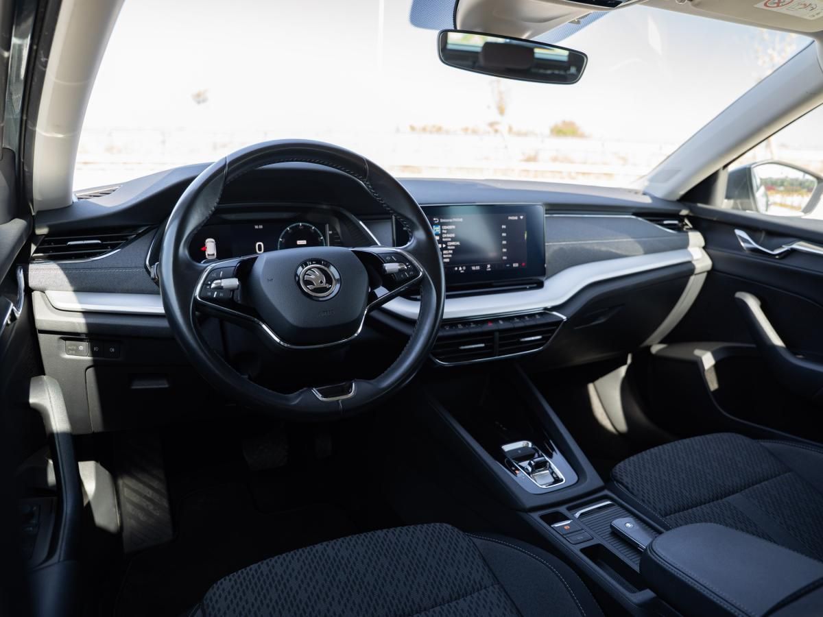 skoda-octavia-break-2021-hibrido-a-gasolina-1395cc