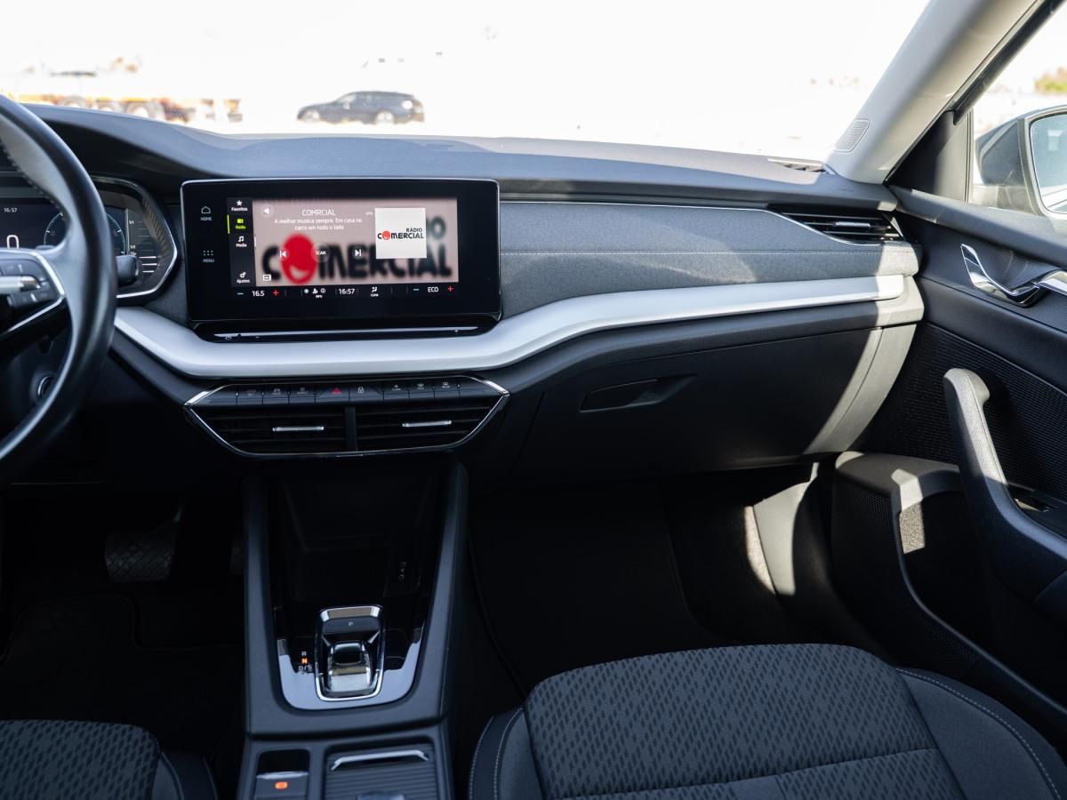 skoda-octavia-break-2021-hibrido-a-gasolina-1395cc