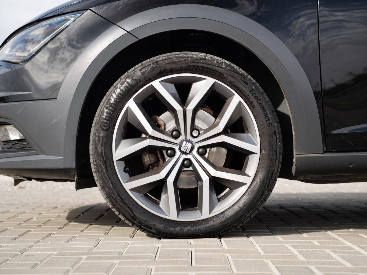 seat-leon-2015-diesel-1598cc