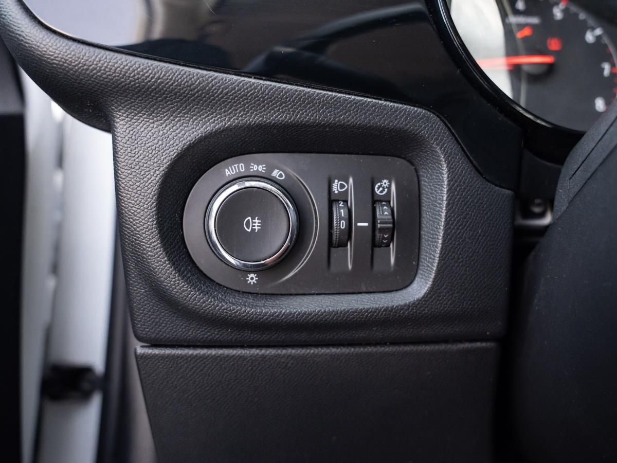 opel-corsa-2022-gasolina-1199cc