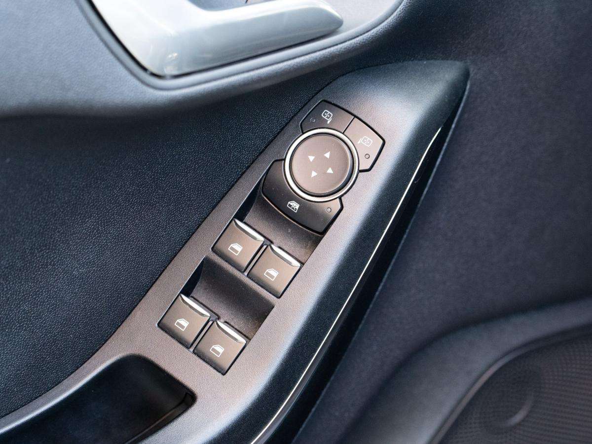 ford-fiesta-2021-gasolina-998cc