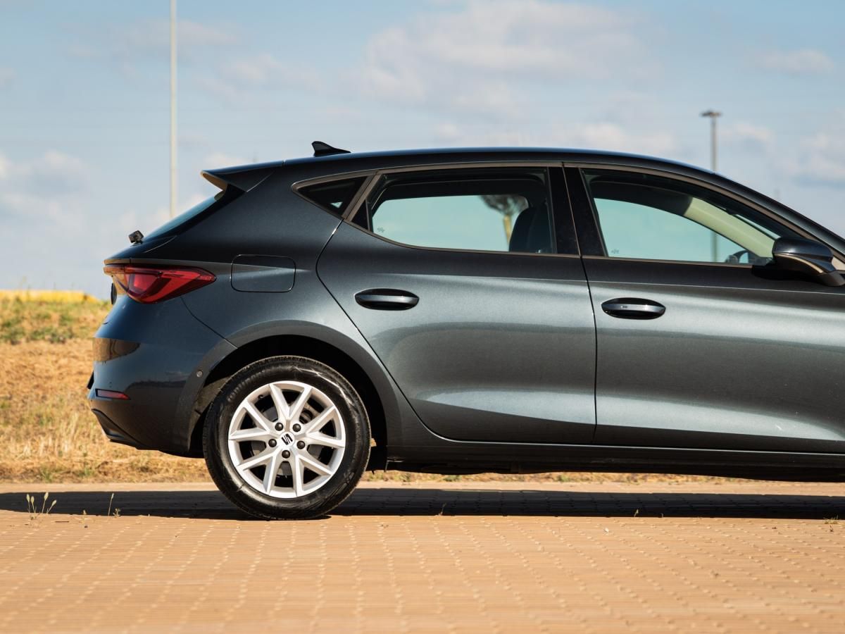 seat-leon-2021-diesel-1968cc